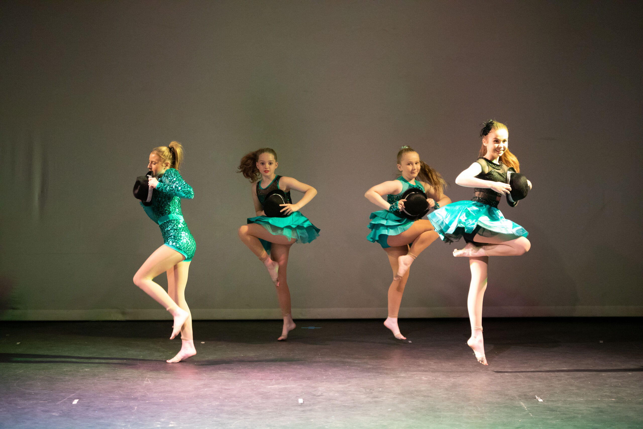 Modern on Stage 3